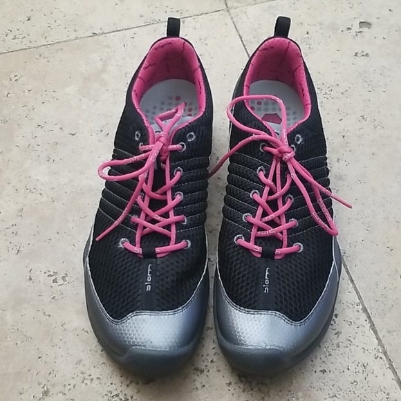 ecco trainers womens